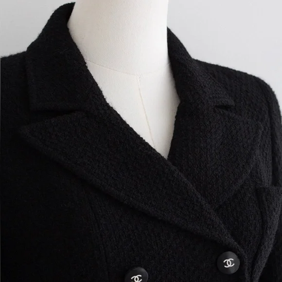 Chanel Vintage F/W 1995 Black White Logo Tweed 95A Jacket - Picture 8 of 16